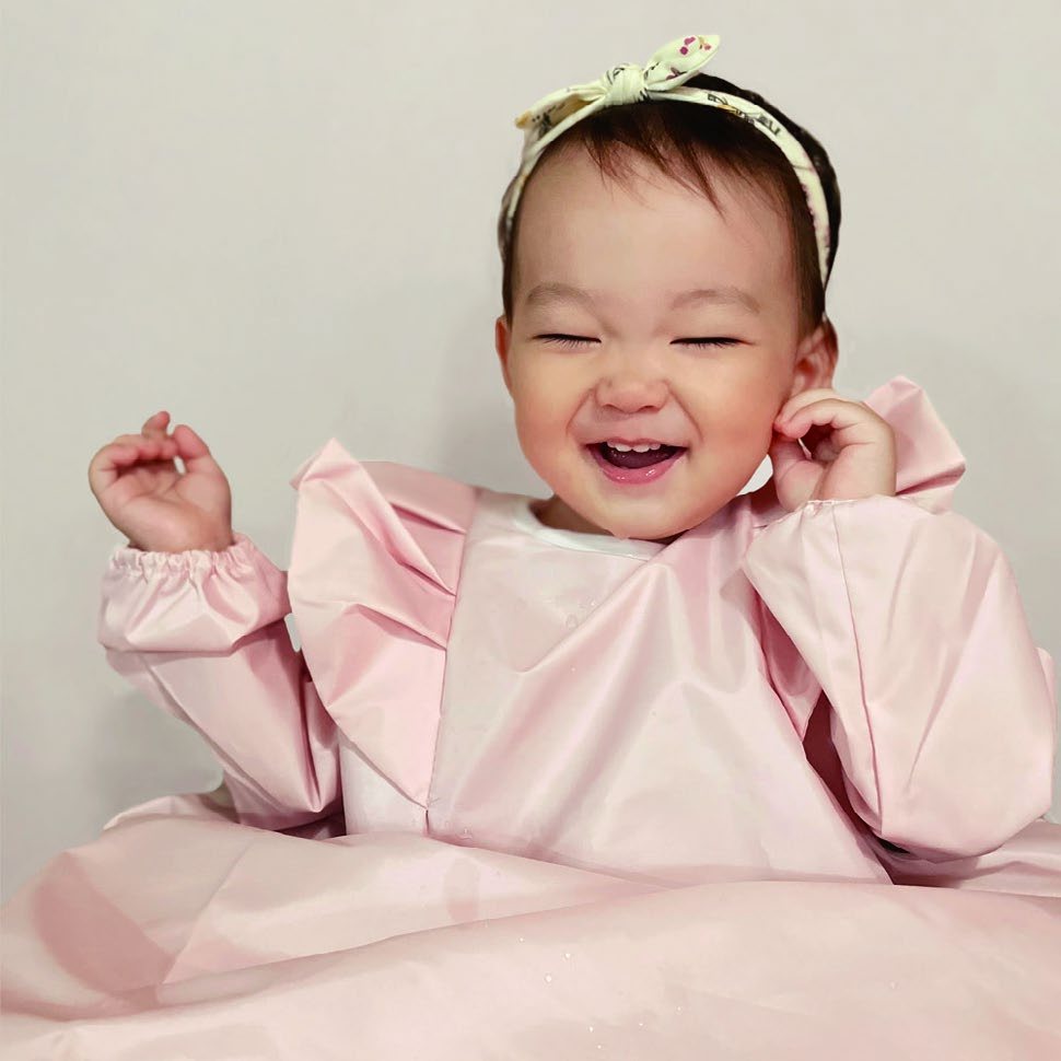 Yếm ăn liền bàn Kinder